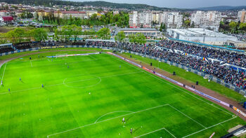 Proiectul noului stadion dintr-un oraş istoric al României, care va costa 54 de milioane de euro, e lovit puternic. (…)