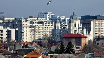Românii preferă apartamente vechi și plătesc cash: schimbări esențiale pe piața imobiliară