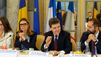Nicușor Dan s-a întâlnit cu primarul Parisului, Anne Hidalgo. Ce au discutat cei doi