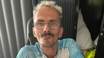 Un streamer francez a murit în timpul unei provocări extreme transmise live. Poliția investighează
