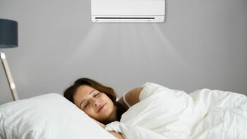 Temperatura optimă pentru un somn liniștit în nopțile caniculare. La câte grade este bine să setezi aerul (…)