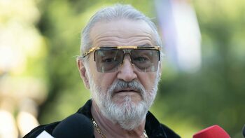 Tratamentul secret cu care Gigi Becali vrea să trăiască 100 de ani. Își face singur perfuziile: „Oamenii mei de la (…)