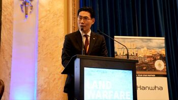 EXCLUSIV INTERVIU Peter Bae, CEO Hanwha Aerospace Romania, despre contractul de 3 mld. de euro pentru mașini de (…)