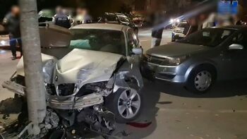 (VIDEO) Accident rutier în Craiova, pe Bulevardul Decebal – trei tineri răniți și transportați la spital