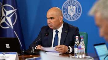 Apă, hârtie, energie. Instituţiile statului, învăţate cum să pună capăt risipei