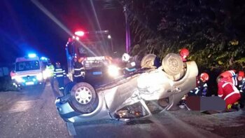 Un mort şi trei răniţi într-un accident provocat de un şofer băut