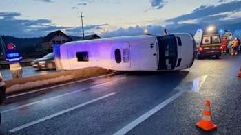 Accident grav pe DN1, în Veștem: șase persoane rănite, Planul Roșu activat