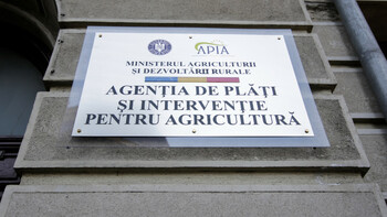 Diminuarea sporului pentru condiții vătămătoare scoate oamenii în stradă. Salariații APIA anunță PROTESTE: (…)
