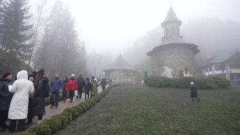 Duminică, de la ora 14:30, la ”Asta-i România!”. Arsenie Boca – un om, un sfânt, un fenomen