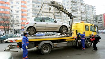 Avertisment pentru șoferi! Se ridică mașinile începând cu 25 august 2025!