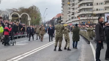 VIDEO Bolojan huiduit la manifestațiile de 1 Decembrie de la Alba Iulia