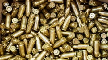 20.000 de cartuşe aparținând armatei germane, furate dintr-o parcare