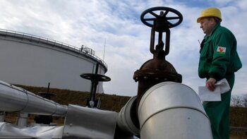 Pot renunța țările NATO la petrolul rusesc, așa cum cere Donald Trump?