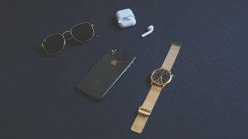 (P) Cum se diferențiază iPhone 17 pe piața smartphone-urilor de ultimă generație?