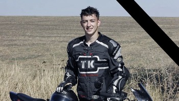 El este Cosmin, studentul în vârstă de 22 de ani din Iași care a murit în somn, chiar lângă logodnica sa! Tânărul (…)