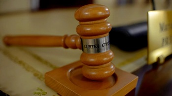 Paralizie generală în sistemul judiciar: JUDECĂTORII și procurorii își opresc activitatea!