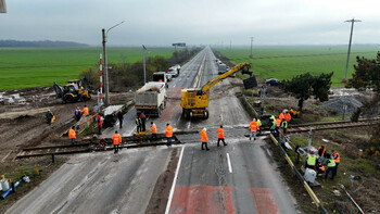Circulaţia pe două şosele cu trafic intens, închisă. Rutele alternative pentru DN1 şi DN7