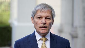 Fostul premier Dacian Cioloș, gata să preia controlul SRI? Ce decizie pregătește Nicușor Dan