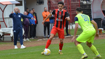 Și-a salvat postul pentru moment, dar Tony da Silva n-a scăpat de critica președintelui: ”Un antrenor trebuie să-și (…)