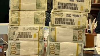 Scandal de corupţie în Ucraina / Procurorii investighează o mită de 100 de milioane de dolari în sectorul energetic/ (…)