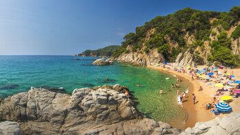 Ploi torenţiale în Catalonia, traficul feroviar perturbat