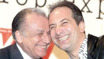 Ion Iliescu, în satira politică a anilor '90. Creatorii sosiei sale de la Divertis: Politicianul a murit, personajul (…)