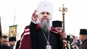 Ca de la „aliat” la „aliat”: Biserica de stat a Ucrainei atacă dur Patriarhia Română, în cazul românilor din Ucraina