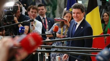La summitul UE, Ungaria „îngroapă” din nou aderarea Ucrainei, iar România suflă în pânzele R. Moldova