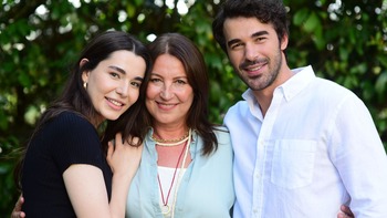 Actorii din “Minciuni de familie”, premiați la Festivalul de Film și Televiziune de la Benevento, Italia