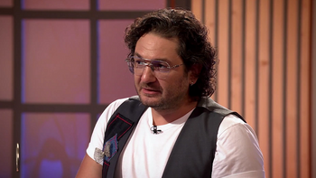 Răspunsul ilar oferit de Florin Dumitrescu când un internaut i-a recomandat să se uite la Chefi la cuțite, de la (…)