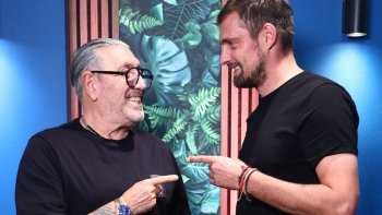 Gabi Tamaș și Serghei Mizil se duelează în…șprițuri! Cine cedează primul? „Facem brigadă de consumatori”