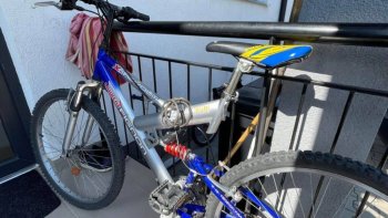 Doi bărbați din Moțăței sub control judiciar după ce au furat biciclete, piese auto, lansete și o sanie