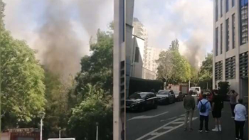 Incendiu în Capitală! Arde un fost restaurant din centrul orașului. Primele informații transmise de autorități