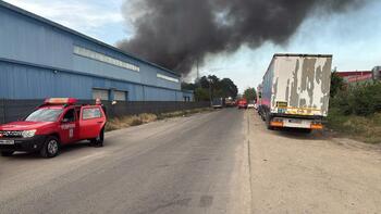 Incendiu la un depozit din București. A fost emis un mesaj RO-Alert