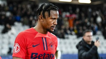 Fuga lui Ngezana din cantonament: unde s-a dus fundașul FCSB în miez de noapte