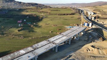 Autostrada Sibiu - Pitești, privită cu pesimism: „Cine mai crede că până în 2028 vor fi gata sectoarele cele mai (…)