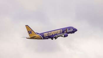 Pilotul care a încercat să oprească motoarele în timpul unui zbor era convins că era mort, după ce consumase (…)