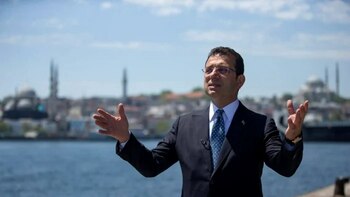 Primarul Istanbulului a fost condamnat la 20 de luni de închisoare pentru insultă la adresa unui procuror