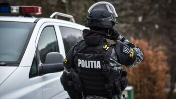 Trei persoane cu afecțiuni psihice, forțate să muncească zilnic de cel care le încasa și indemnizațiile de handicap