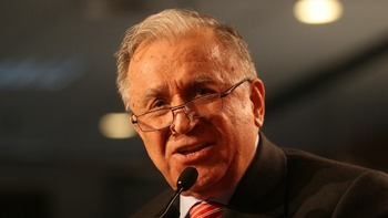 Ce se întâmplă acum acasă la Ion Iliescu? Singura persoană care a fost surprinsă în jurul locuinței fostului (…)
