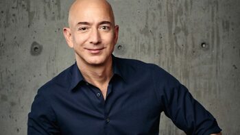 Jeff Bezos, optimist față de viitorul inteligenței artificiale: „Beneficiile vor fi uriașe, nu înțeleg cum cineva ar (…)