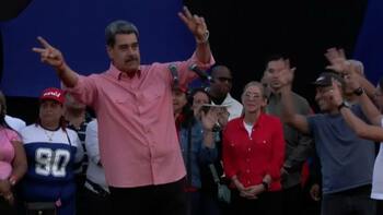 Maduro a fredonat piesa „Imagine” a lui John Lennon la un miting. Între timp, navele de război americane patrulează (…)