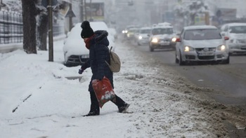 Orașele din România în care NINGE începând de miercuri, 15 octombrie 2025. Anunțul făcut de meteorologii Accuweather