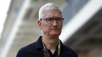 Se cere schimbarea lui Tim Cook de la conducerea Apple