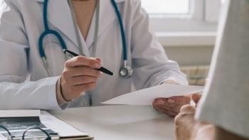 Mulţi tineri cred că substanţele psihoactive noi nu dau dependenţă. Medicul toxicolog Viorela Niţescu spune adevărul (…)