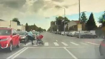 Spitalul unde este internată fetița spulberată pe trecerea de pietoni alături de mama sa reacționează după accident! (…)