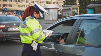 Obligatoriu pentru toți șoferii să sune la 112 în acest situații. Când trebuie să chemi Polița pentru a evita (…)