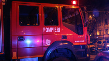 Incendiu puternic la utilaje de construcții în Arad! A fost transmis mesaj RO-Alert