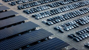 Producătorii auto formează alianțe cu firme de vehicule electrice pentru a evita amenzile UE privind emisiile
