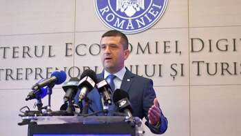 Ministrul Economiei, dezlănțuit la adresa partidului lui George Simion: „Nu reușiți să convertiți din ruble în (…)